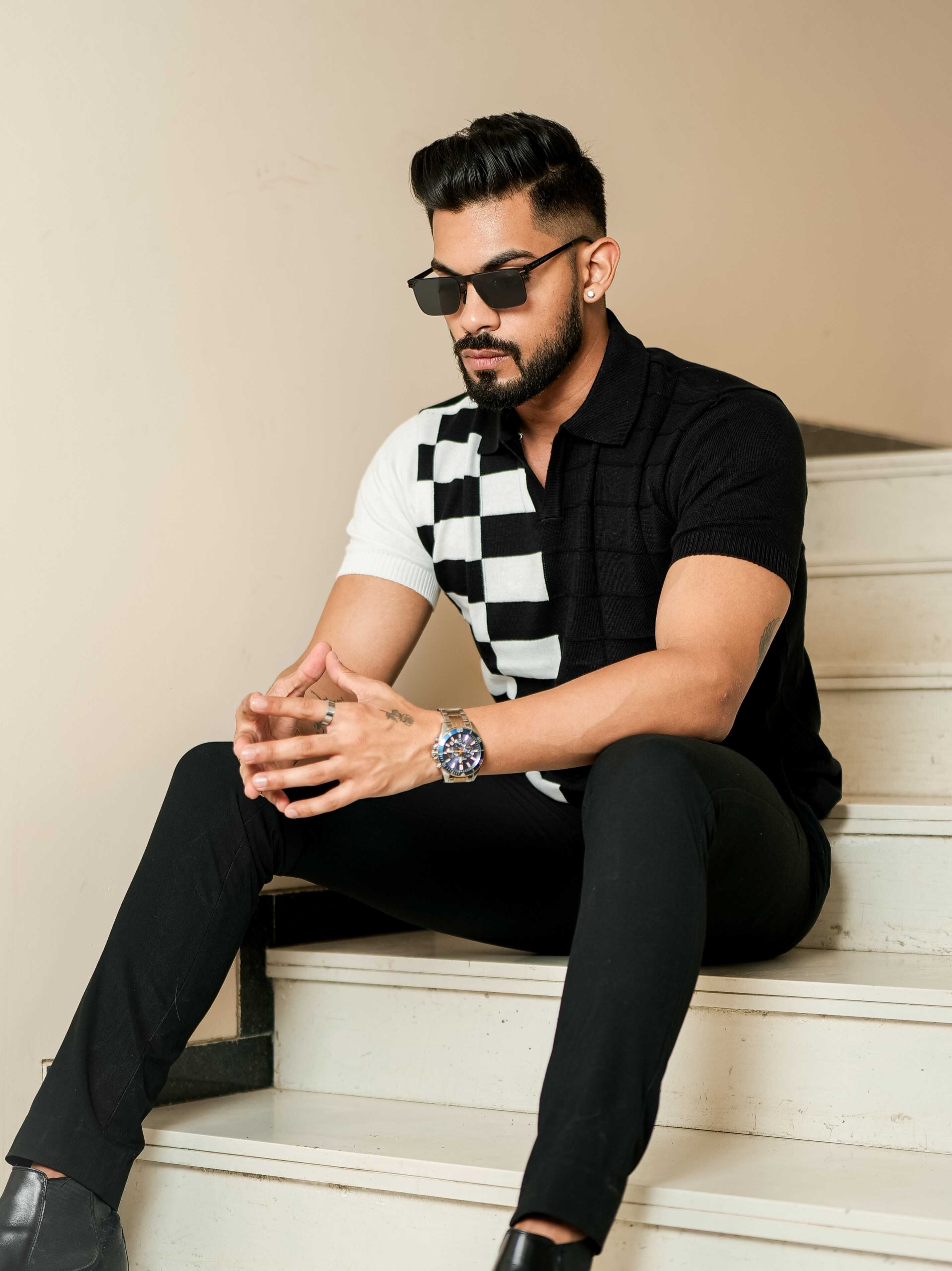 Black Cotton Half Sleeve Premium T Shirt - Image 4