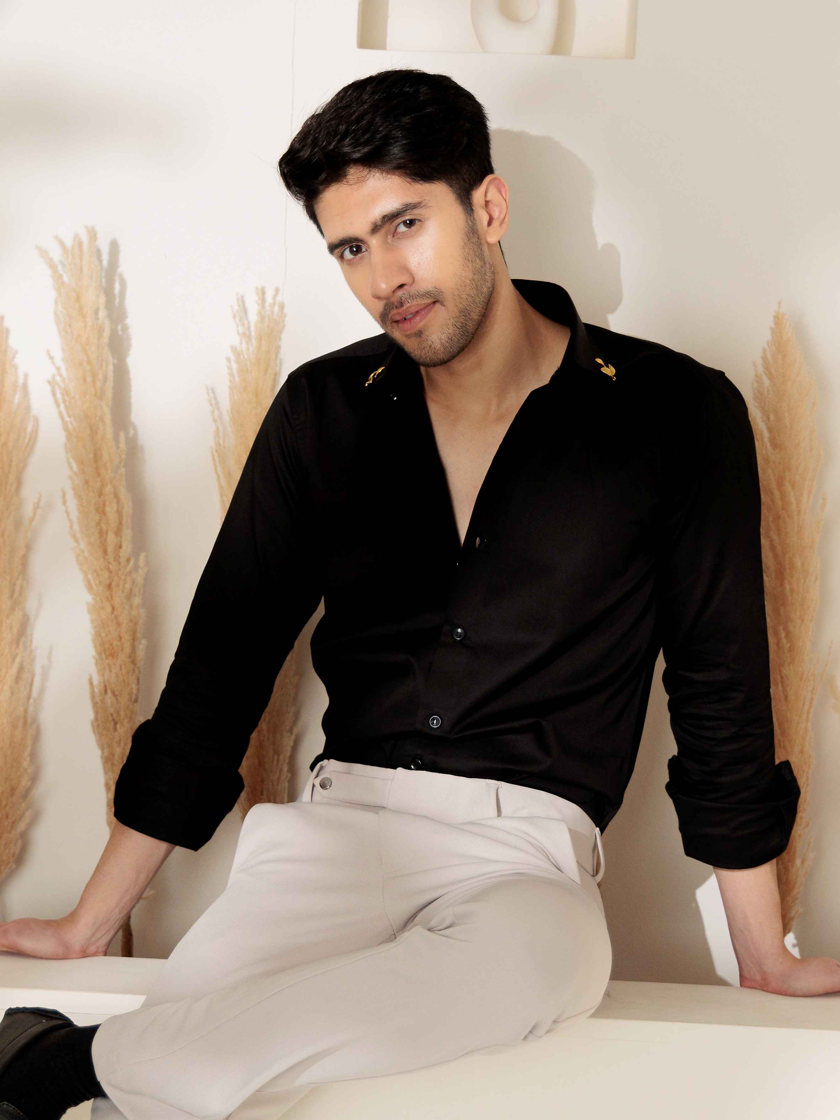 FOOMER BID LEAF BLACK DESIGNER SATIN COTTON SHIRT FOR MEN