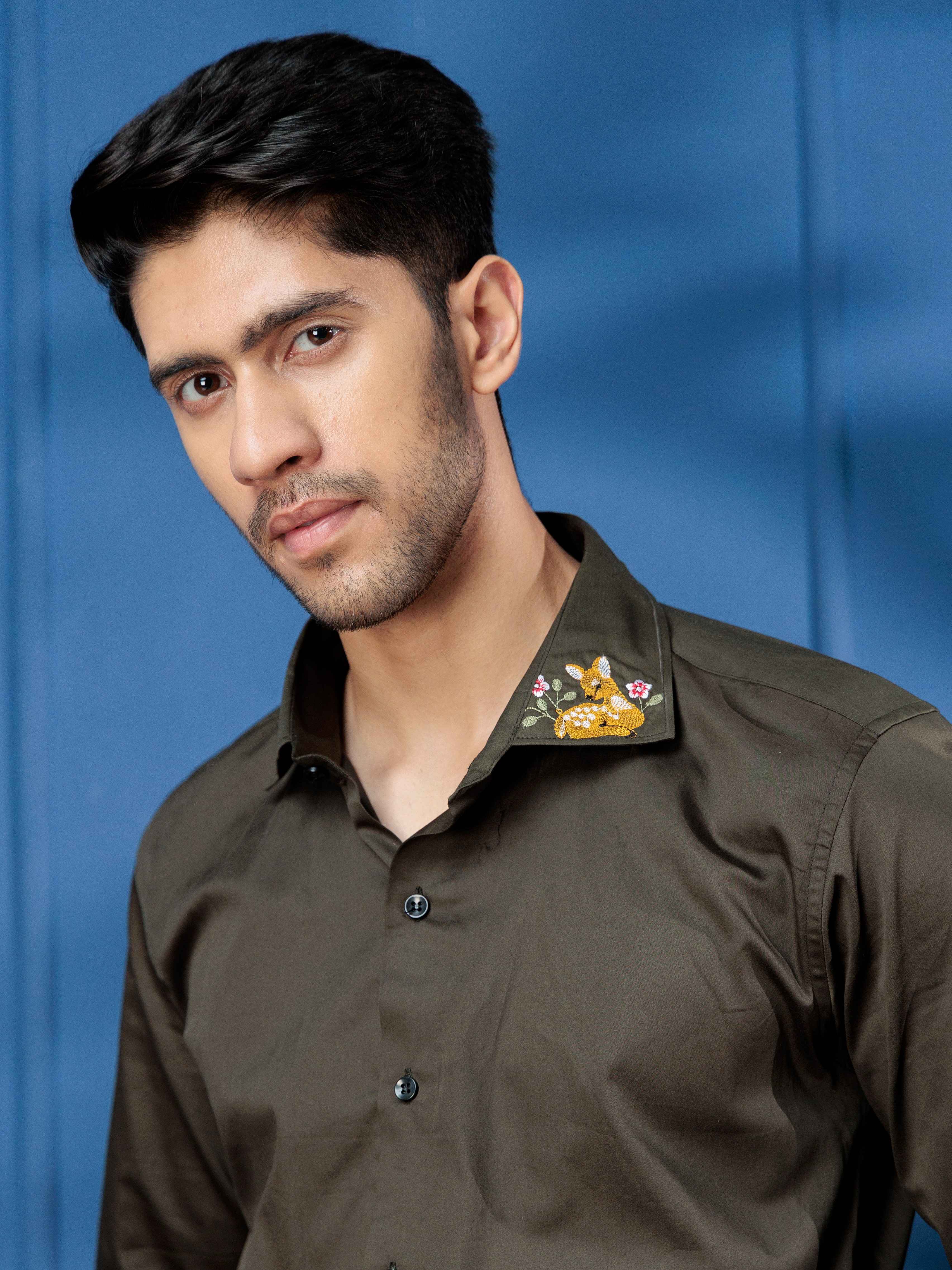 FOOMER OLIVE DEER EMBROIDERY SATIN COTTON PREMIUM SHIRT
